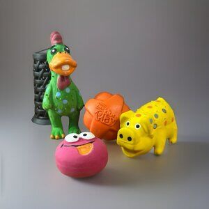 Mix lot of 4 EMOTICON LATEX Small DOG Squeaky TOYs Chicken pig Ball puck
